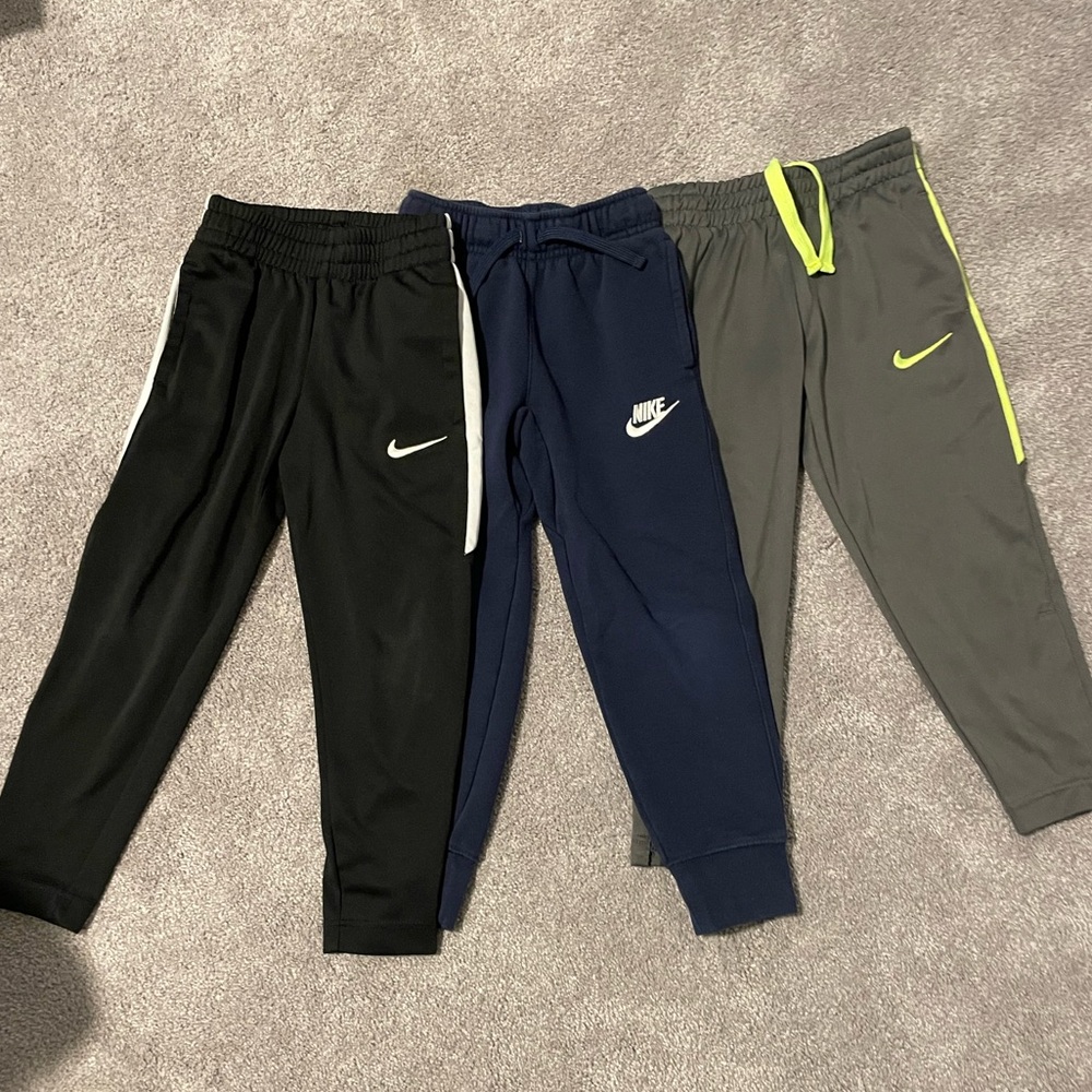 3 Pack - Nike pants -size 5